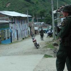 Hostigamientos de grupos armados ilegales en Villa Rica, Cauca